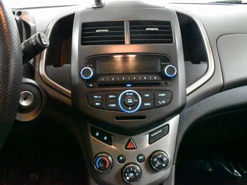 Used 2013 Chevrolet Sonic LT image 21