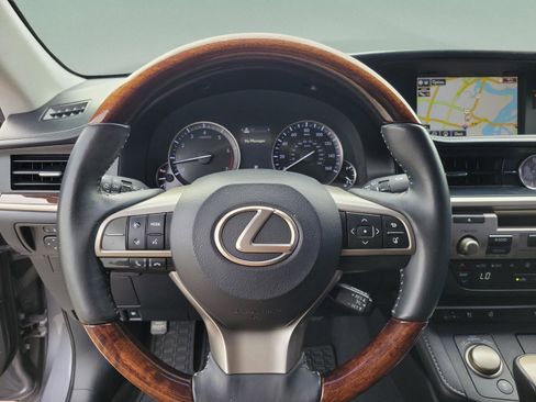 Used 2016 Lexus ES 350 image 11