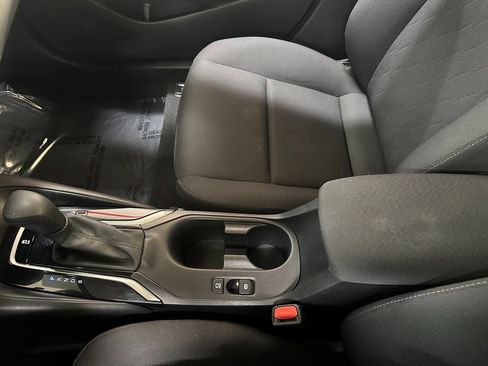 Used 2023 Toyota Corolla LE image 28