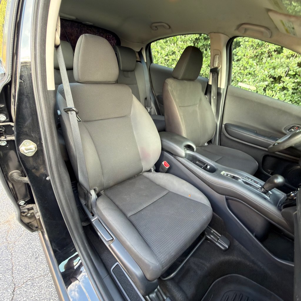Used 2019 Honda HR-V LX image 20
