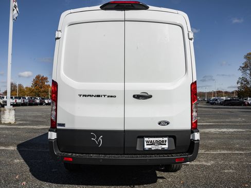 New 2026 Ford Transit 250 148 Medium Roof w/ Load Area Protection Package image 5