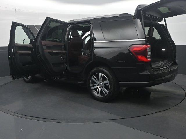 Used 2024 Ford Expedition Limited AWD/4WD image 39