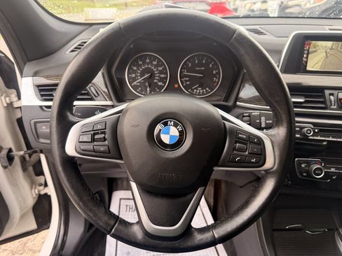 Used 2017 BMW X1 xDrive28i AWD/4WD image 19