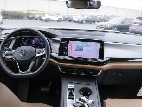 New 2026 Volkswagen Atlas Cross Sport SE image 34