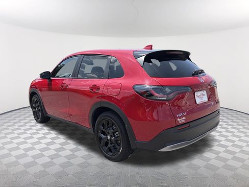 Used 2025 Honda HR-V Sport image 14