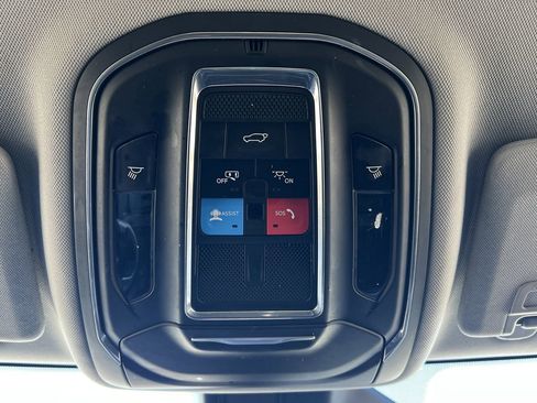 Used 2021 Jeep Grand Cherokee L Limited image 18