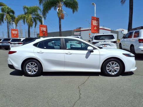 Certified 2025 Toyota Camry LE image 3