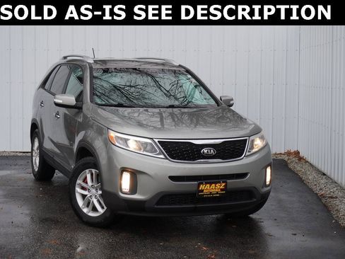 Used 2014 Kia Sorento LX image 1