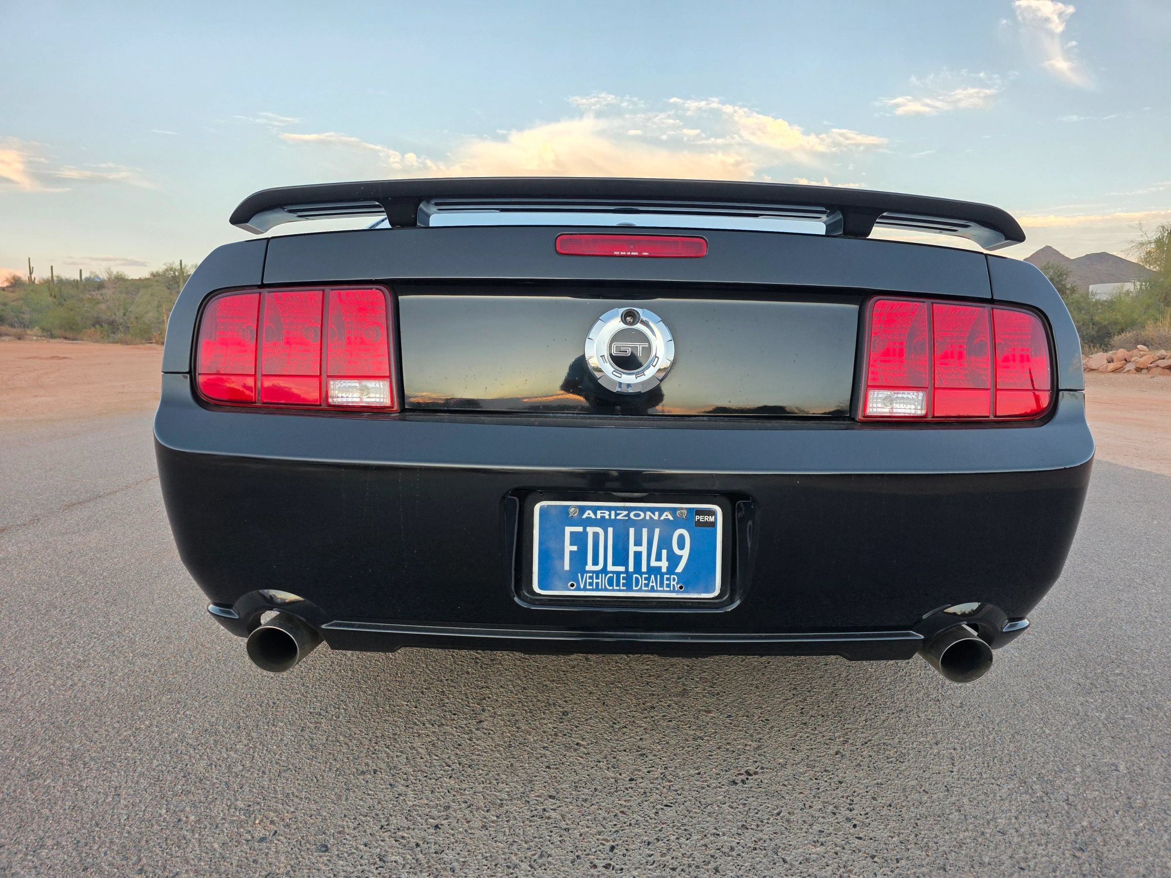 Used 2008 Ford Mustang GT RWD image 4