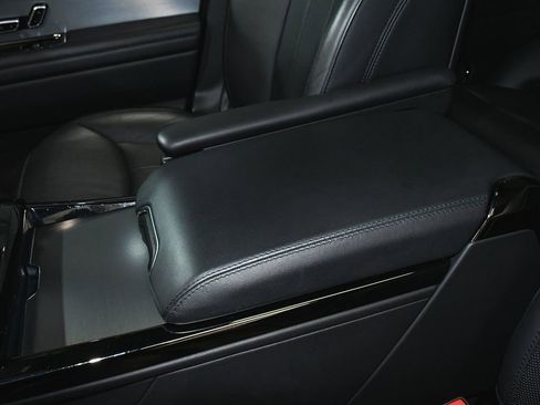 Used 2024 Land Rover Range Rover Sport Dynamic SE image 54