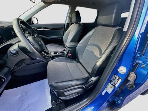 Used 2025 Kia Seltos S AWD/4WD image 22
