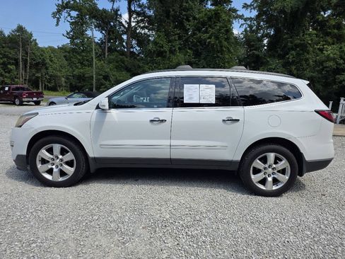 Used 2017 Chevrolet Traverse Premier AWD/4WD image 2