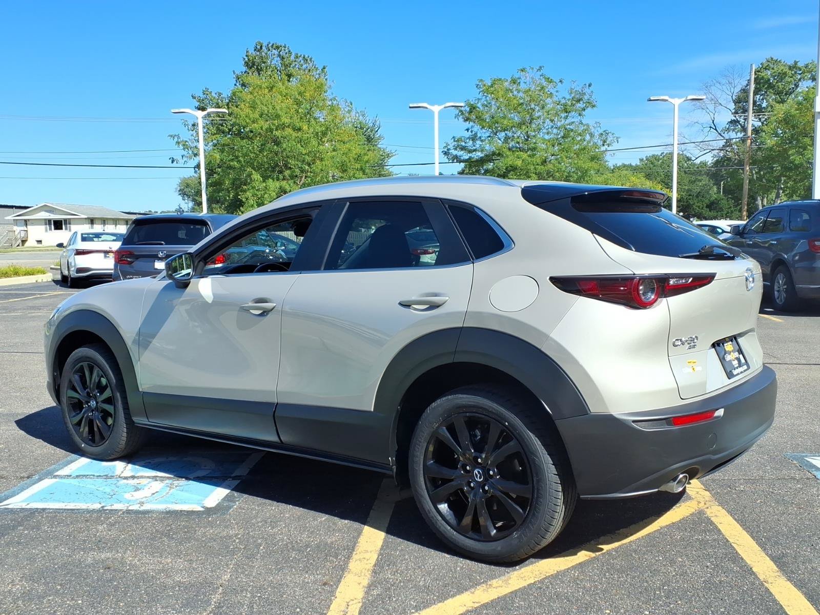 Used 2024 MAZDA CX-30 AWD 2.5 S w/ Select Sport Pkg image 8