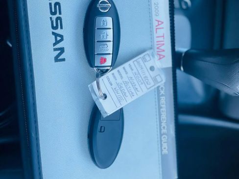 Used 2009 Nissan Altima 2.5 S FWD image 19