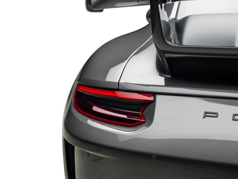 Used 2018 Porsche 911 GT3 RWD image 12