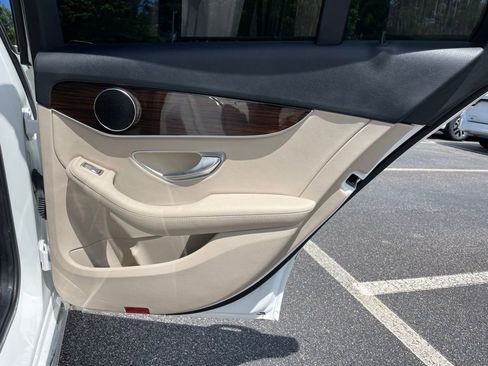 Used 2021 Mercedes-Benz C 300 Sedan image 33