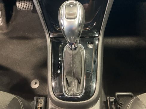 Used 2018 Buick Encore Preferred AWD/4WD image 15