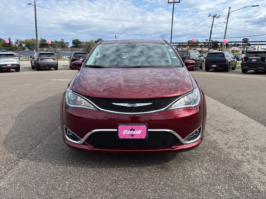 Used 2019 Chrysler Pacifica Touring Plus FWD image 10