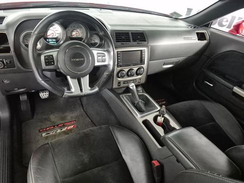 Used 2012 Dodge Challenger SRT8 image 10