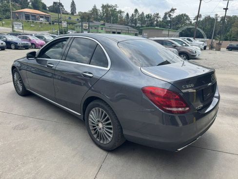 Used 2015 Mercedes-Benz C 300 4MATIC Sedan image 7