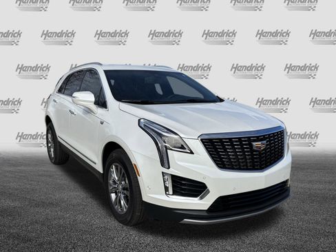 Used 2021 Cadillac XT5 Premium Luxury image 2