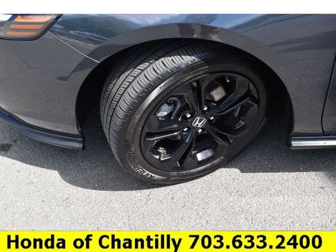 Certified 2025 Honda Accord SE image 33