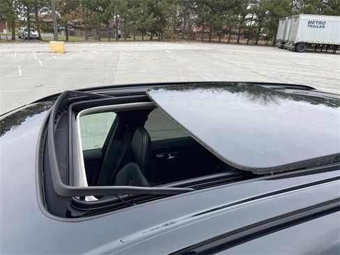 Used 2024 Volvo XC60 B5 Core image 22