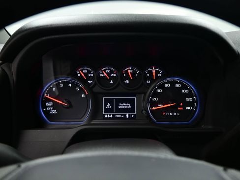 Used 2024 Chevrolet Silverado 1500 Custom Trail Boss w/ Dark Appearance Package image 21