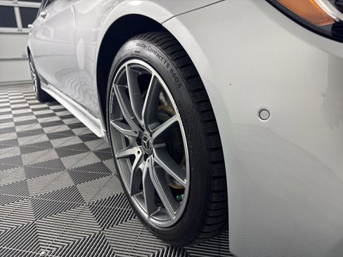 Used 2020 Mercedes-Benz S 560 4MATIC Sedan image 37