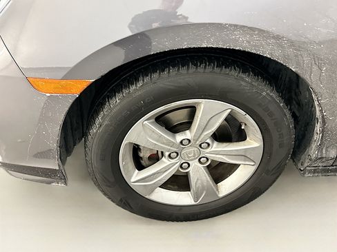 Used 2018 Honda Odyssey EX-L image 11