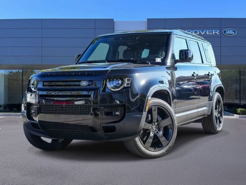 Used 2023 Land Rover Defender 110 SE AWD/4WD image 1