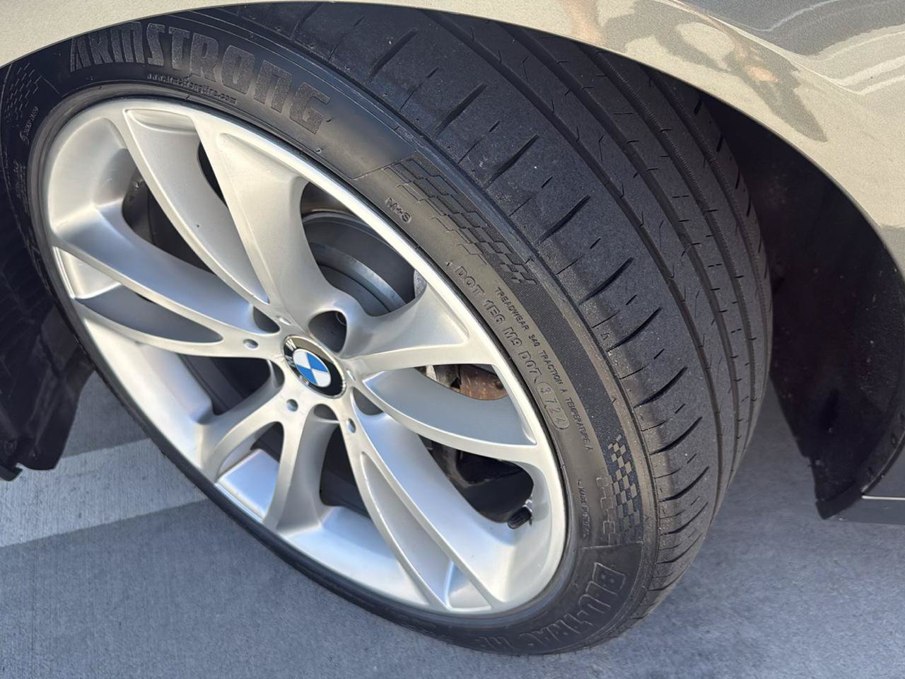Used 2014 BMW 535i xDrive Sedan AWD/4WD image 2