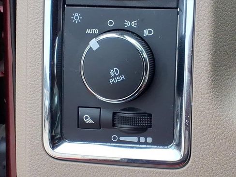 Used 2018 RAM 2500 Laramie image 18