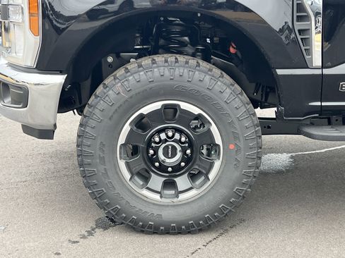 New 2026 Ford F250 XLT w/ Tremor Off-Road Package image 29