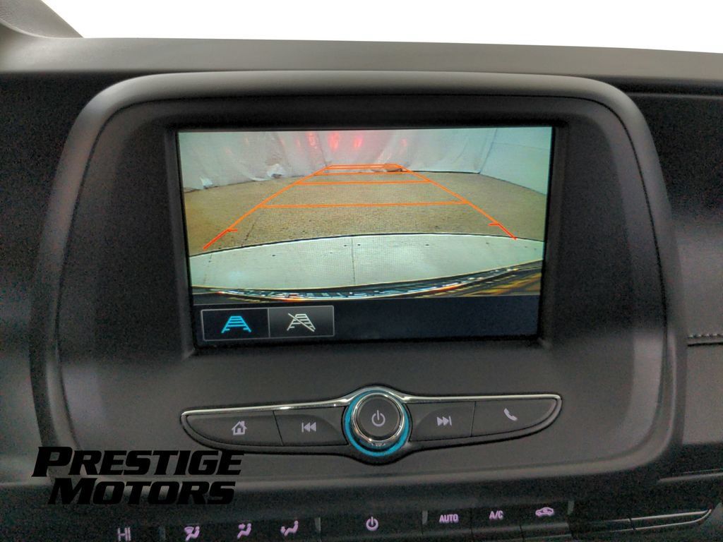 Used 2016 Chevrolet Camaro LT RWD image 18