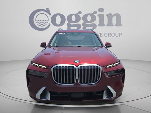 Used 2024 BMW X7 xDrive40i AWD/4WD image 8