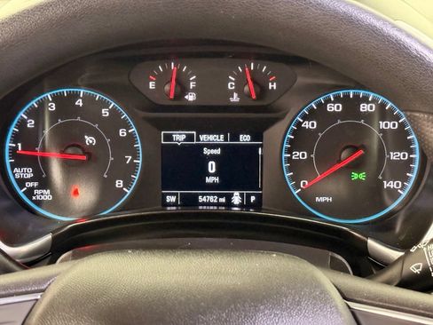 Used 2020 Chevrolet Equinox LS w/ LS Convenience Package FWD image 21