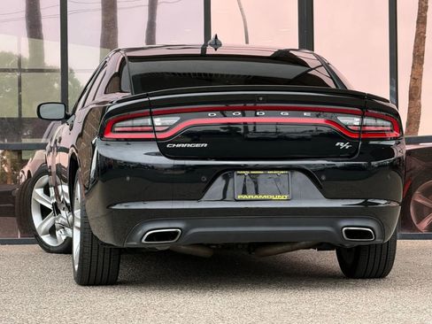 Used 2018 Dodge Charger R/T RWD image 8