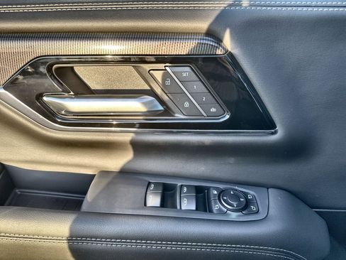 New 2026 GMC Yukon XL Elevation w/ Elevation Premium Package image 15