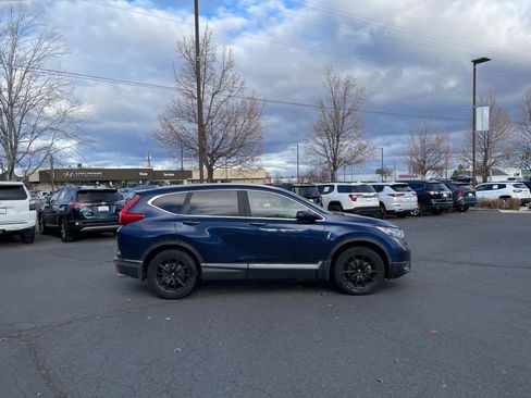 Used 2017 Honda CR-V Touring image 8