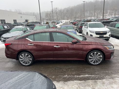 Used 2024 Nissan Altima 2.5 SL image 6