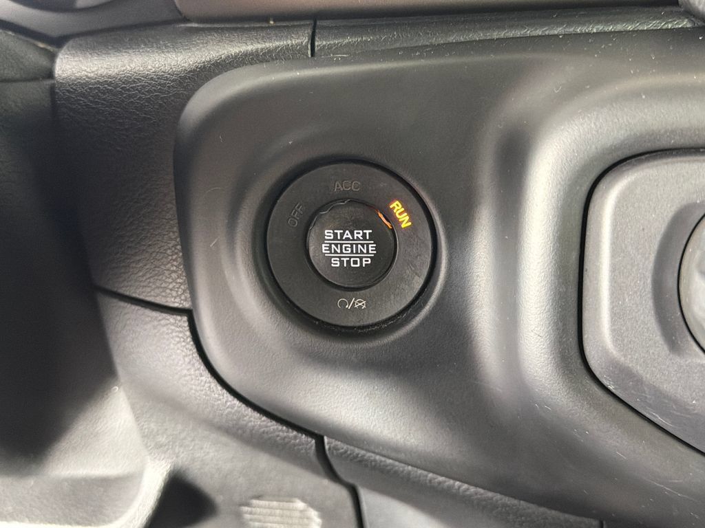 Used 2020 Jeep Wrangler Unlimited Sport AWD/4WD image 14
