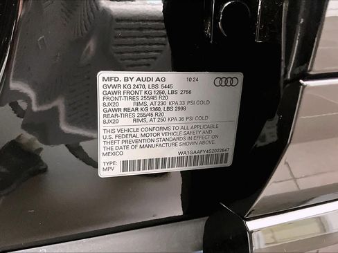 Used 2025 Audi Q5 2.0T Premium AWD/4WD image 34