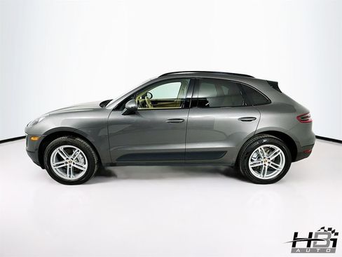 Used 2015 Porsche Macan S image 9