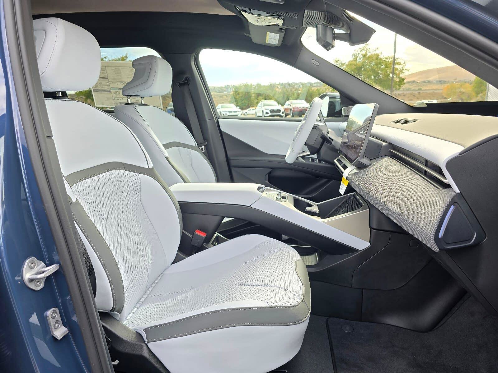 New 2027 BMW iX3 50 xDrive w/ M Sport Professional Package AWD/4WD image 10