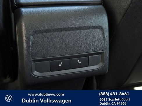 Used 2020 Volkswagen Jetta SEL Premium FWD image 12