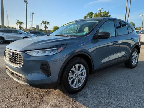 Certified 2025 Ford Escape Active image 8