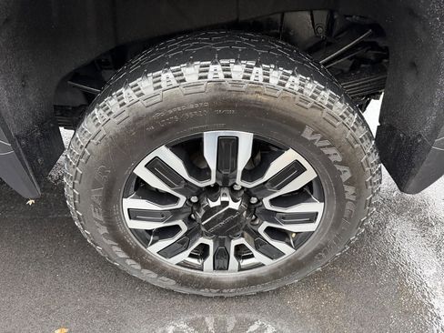 Used 2024 GMC Sierra 3500 Denali Ultimate image 10