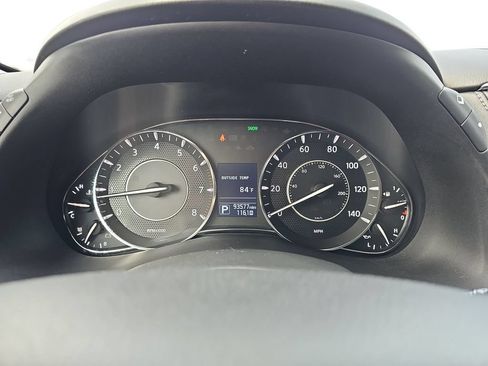 Used 2020 Nissan Armada Platinum w/ Captain's Chairs Package RWD image 19