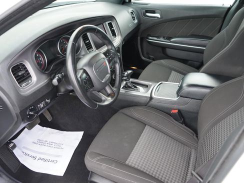 Used 2023 Dodge Charger SXT image 10